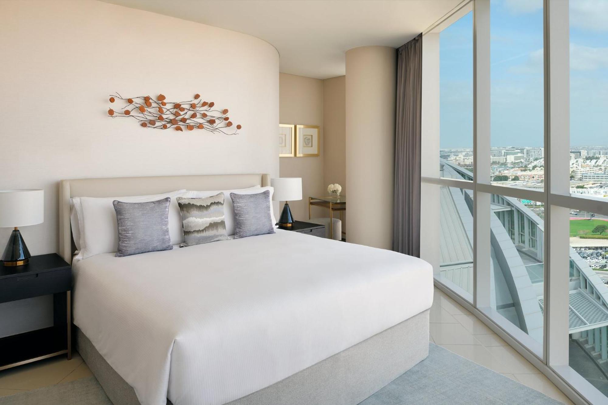 होटल के अलावा Intercontinental Festival By Ihg 5*