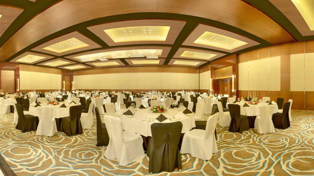 Intercontinental Festival By Ihg होटल के अलावा